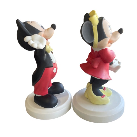 Vintage Disney Porcelain Figurines - Mickey and Minnie Mouse - Picture 4 of 5